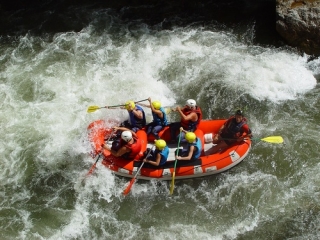Rafting en los Pirineos orientales con Exterieur Nature Rafting 